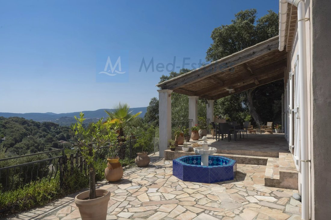 Casa en Grimaud, Provenza-Alpes-Costa Azul, Francia 5 - 18451552