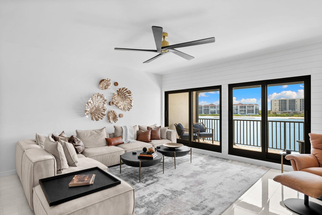 Condo in Naples, Florida, United States 4 - 18941826