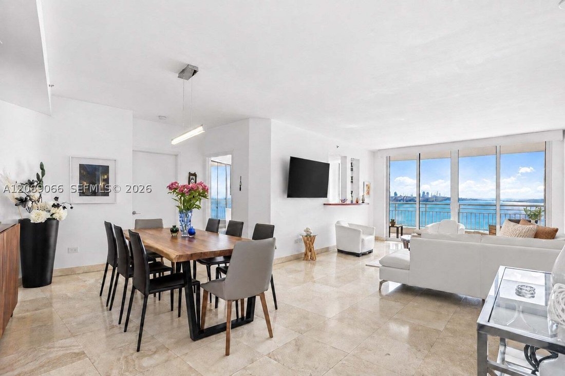 Condo in Miami, Florida, United States 4 - 18939789