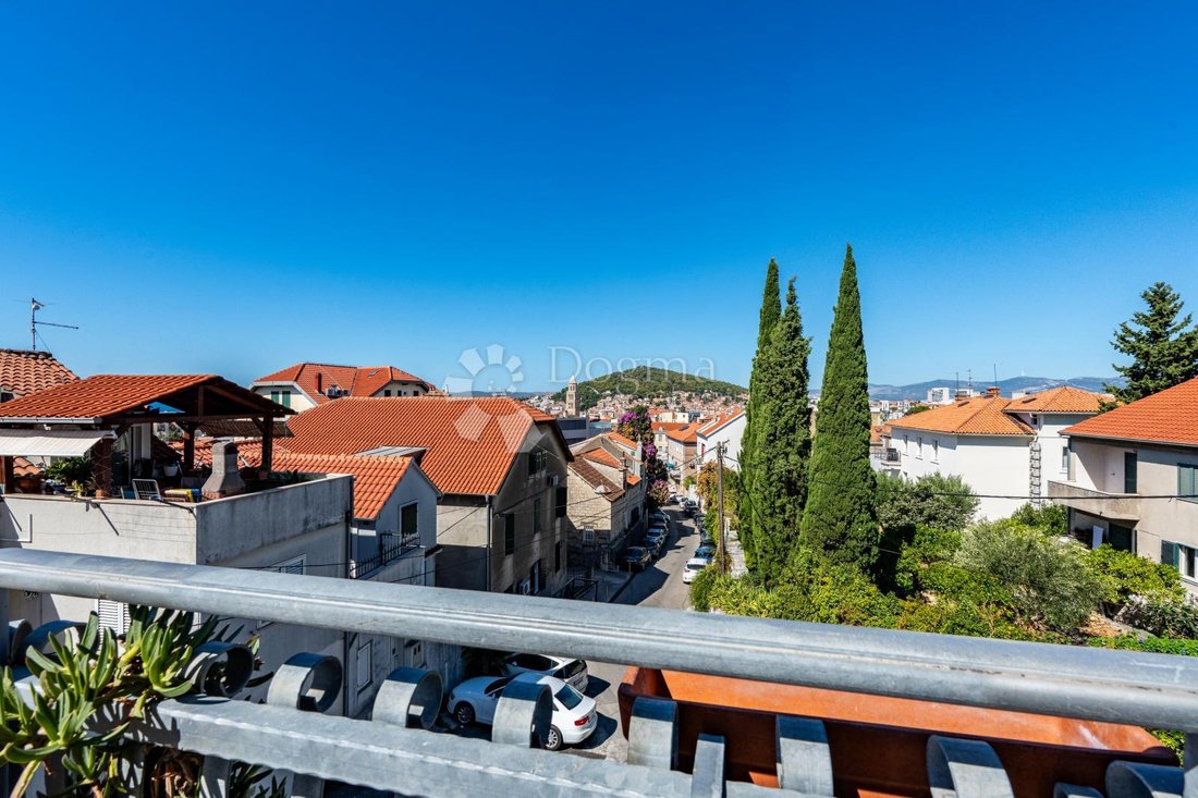 Apartment in Lucac-Manus, Split, Split-Dalmatia County 2 - 18943781