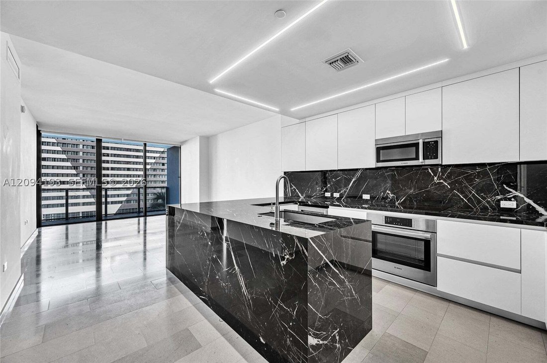 Condo in Miami, Florida, United States 1 - 18939816