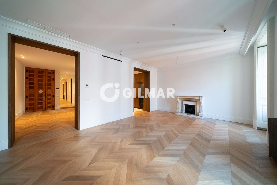 Apartment in Centro, Madrid, Spain 5 - 18939828