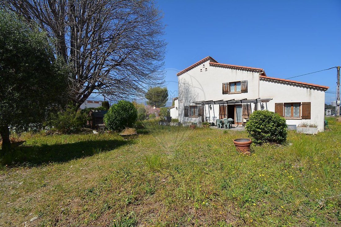 House in Plans, Villeneuve-Loubet, France 3 - 18940691