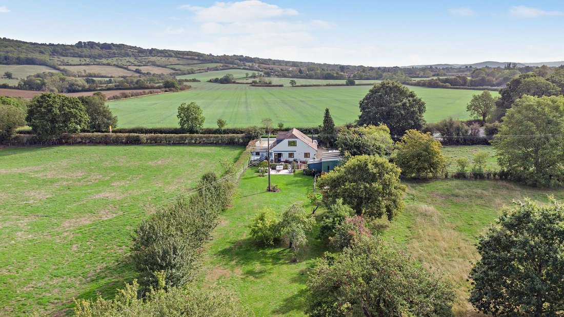House in Bredon, Wychavon, England 1 - 18939511