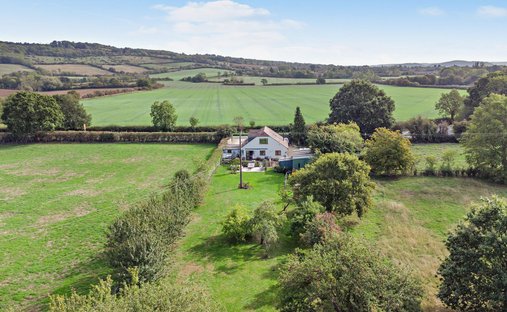 House in Bredon, Wychavon, England 1