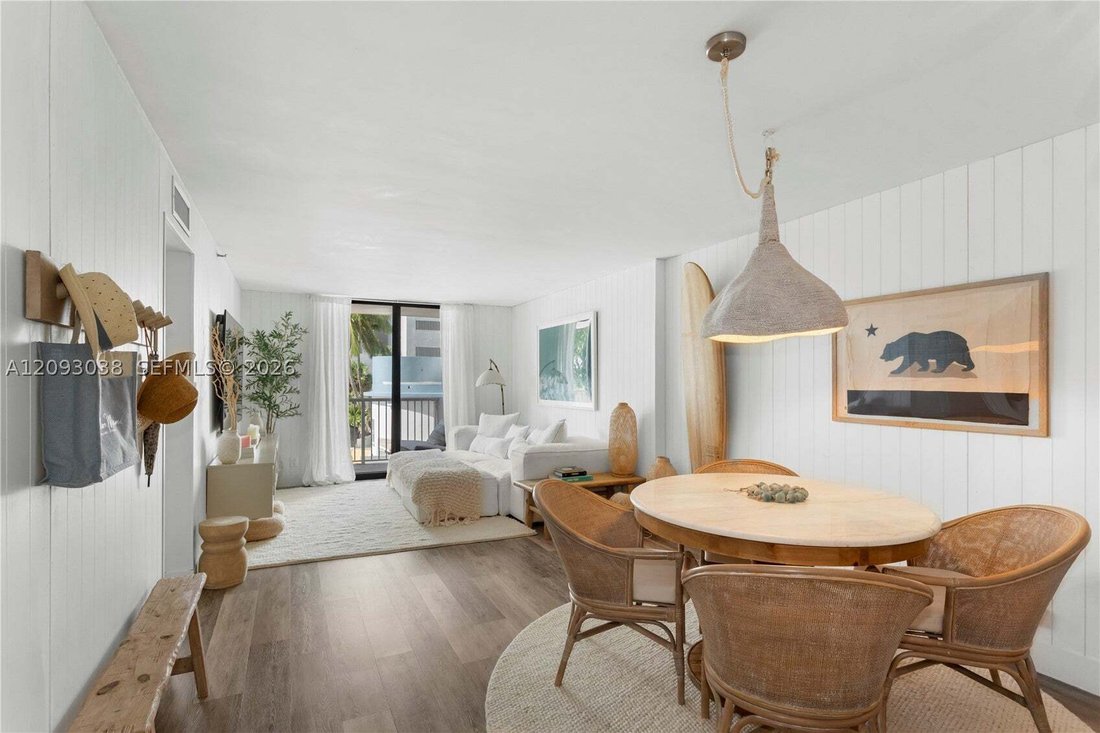 Condo in Miami Beach, Florida, United States 5 - 18943050