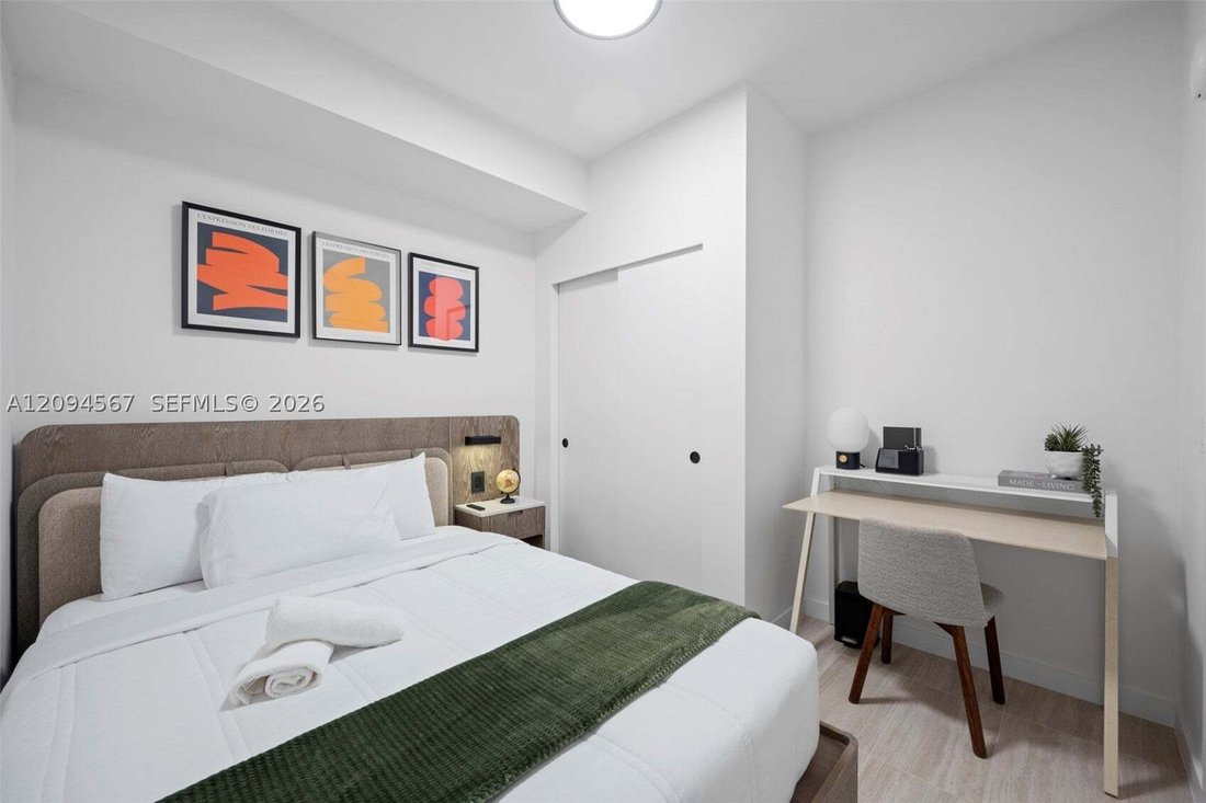 Condo in Miami Beach, Florida, United States 5 - 18943035