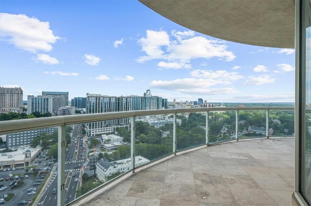 Condo in Atlanta, Georgia, United States 5 - 18942731
