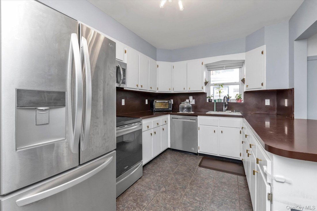 House in East Rockaway, New York, United States 5 - 18943680
