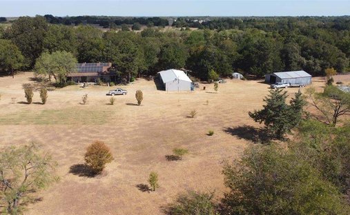 House in Hubbard, Texas, United States 1