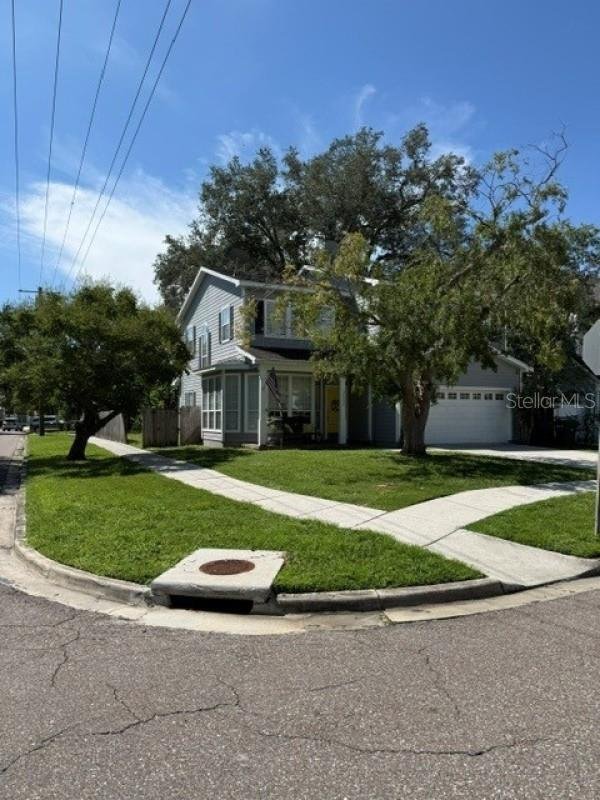 House in Tampa, Florida, United States 1 - 18939844