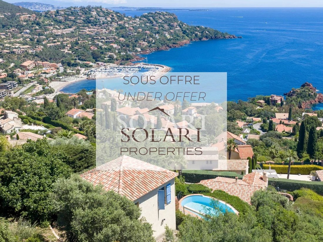 Villa in Théoule-sur-Mer, Provence-Alpes-Côte d'Azur, France 1 - 17865661