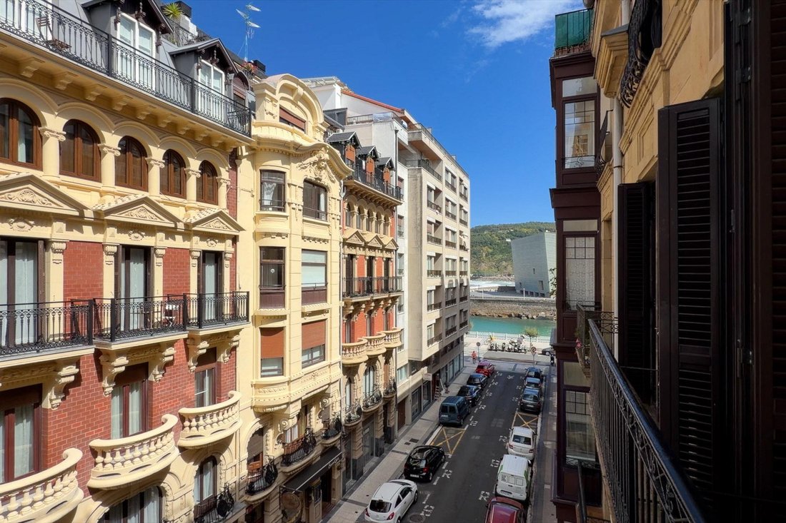 Apartment in Centro, Donostia-San Sebastian, Spain 3 - 18939771