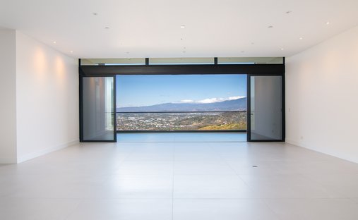 Apartment in Cinco Esquinas, San José Province, Costa Rica 1