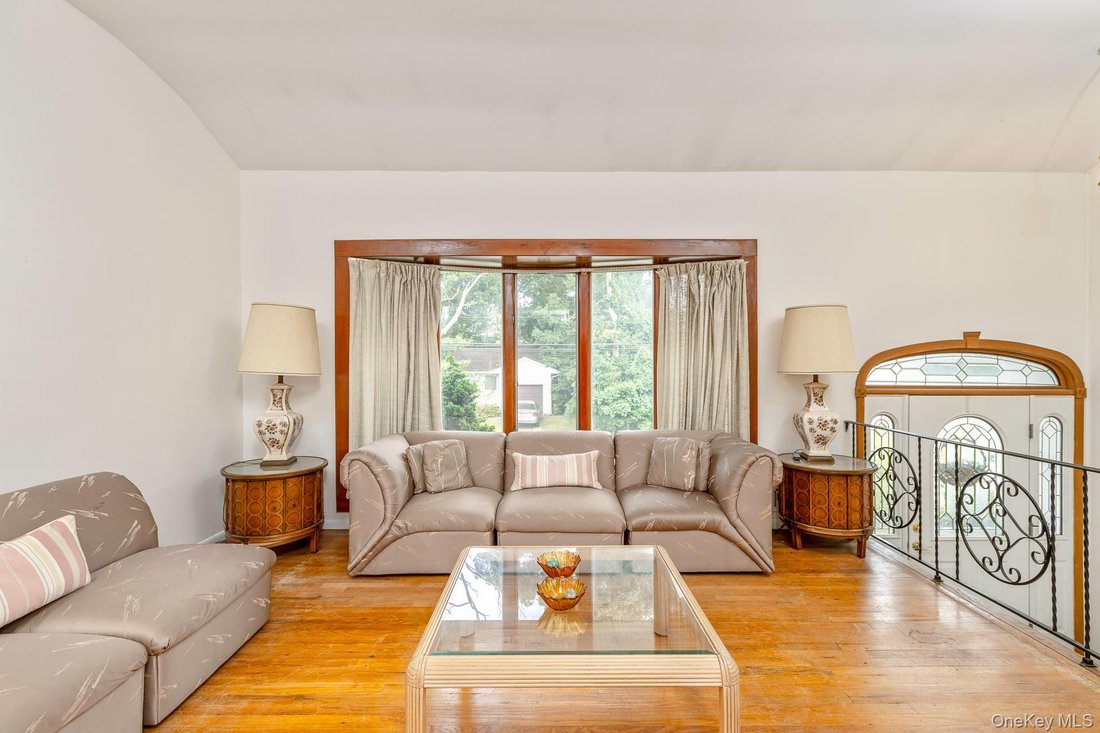 House in Saint James, New York, United States 5 - 18940983