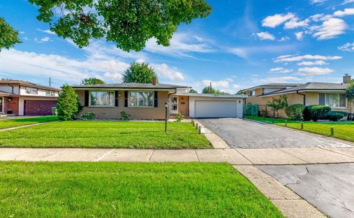 House in Morton Grove, Illinois, United States 1