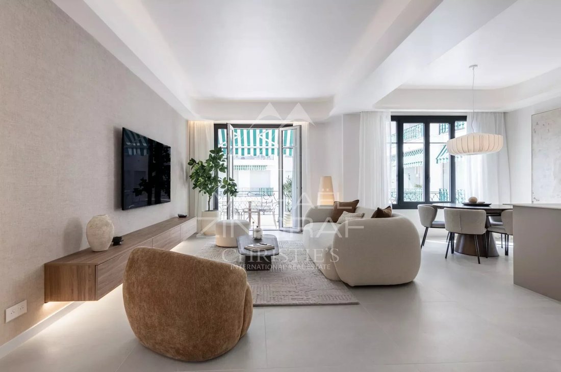 Apartment in Liberation, Nice, France 3 - 18940268