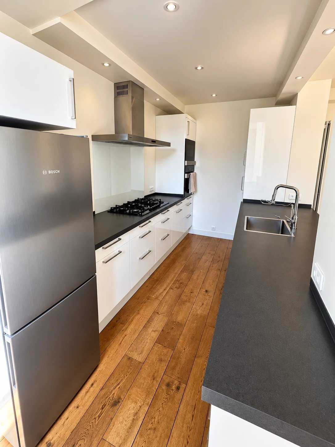Apartment in Arrondissement of Bobigny, Ile-de-France, France 5 - 18939732
