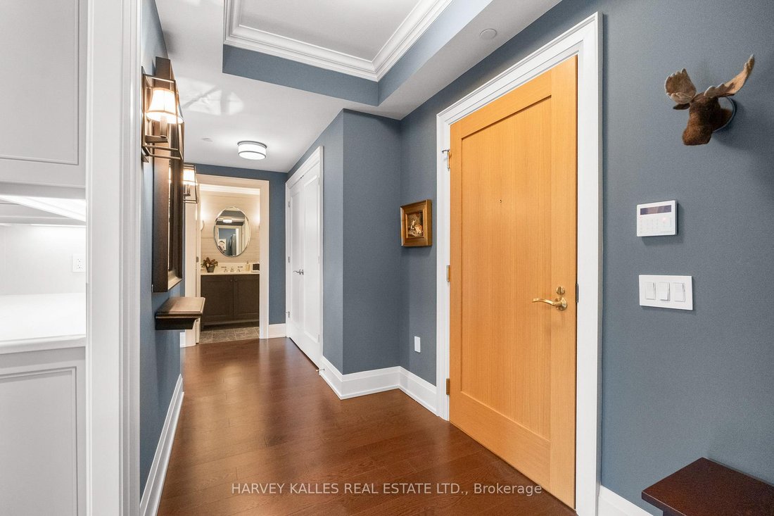 Condo in Toronto, Ontario, Canada 3 - 18945180