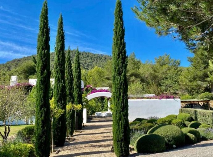 Finca in Roca Llisa, Santa Eularia des Riu, Balearic Islands 4 - 18940542