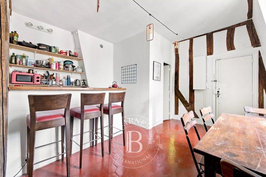 Apartment in Montorgueil-Saint Denis, Paris 2e Arrondissement, Paris 4 - 18939667