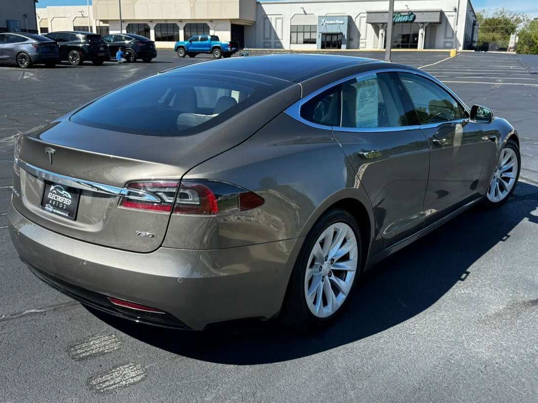 Sedan in Joplin, MO, United States 4 - 18944631