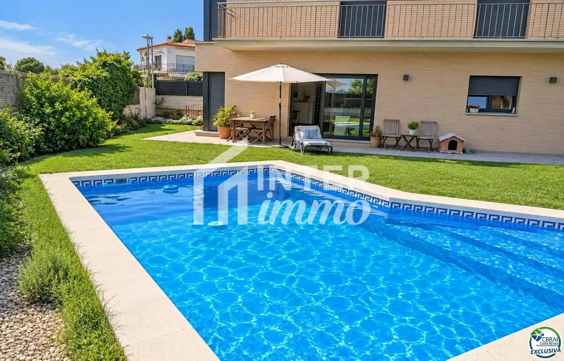 House in Roses, Catalonia, Spain 2 - 18940281