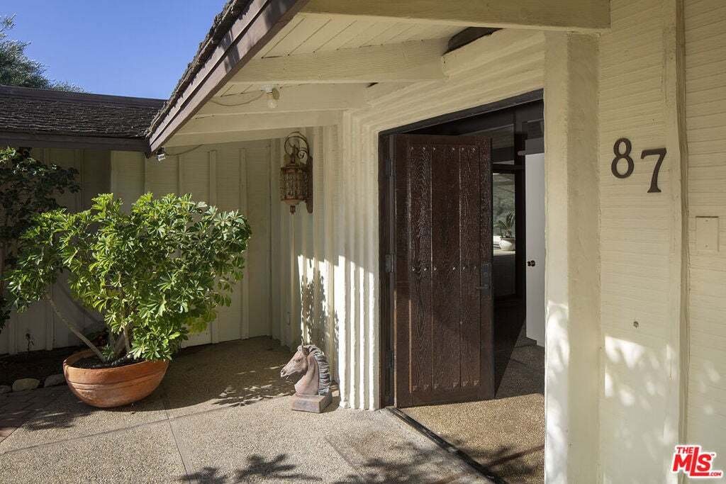 House in Camarillo, California, United States 4 - 18939359