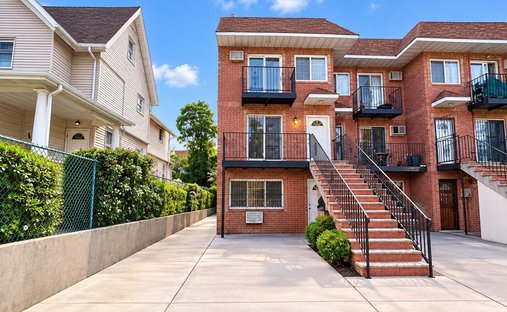 House in New York, New York, United States 1