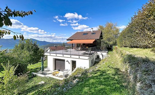 House in Pugny-Chatenod, Auvergne-Rhône-Alpes, France 1