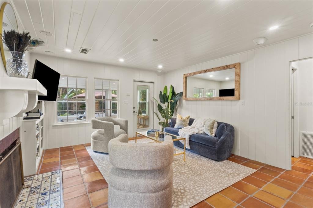Longboat Key, Florida, United States 2 - 18940226