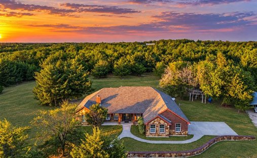 House in Whitewright, Texas, United States 1