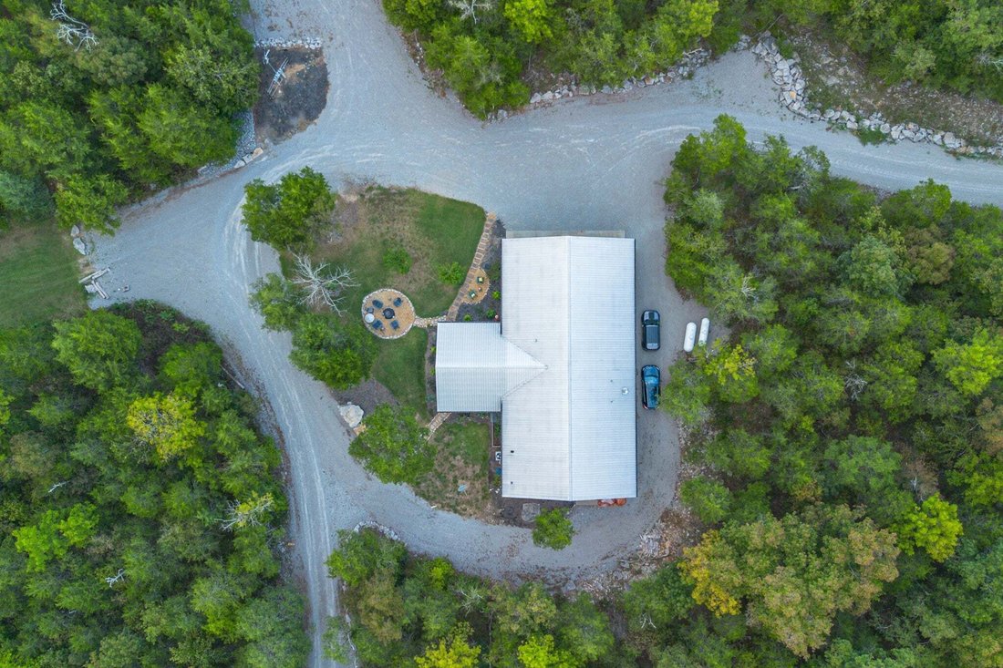 House in Belfast, Tennessee, United States 5 - 18942506