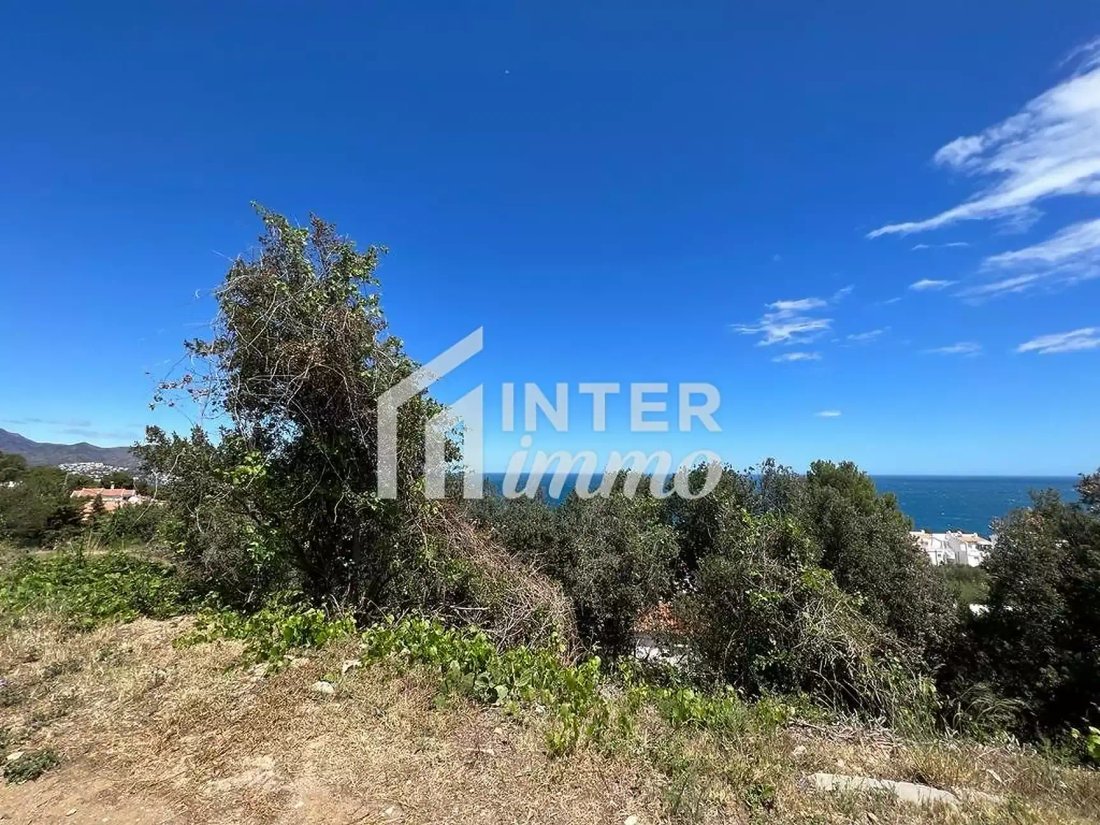 Land in Llanca, Catalonia, Spain 2 - 18934275