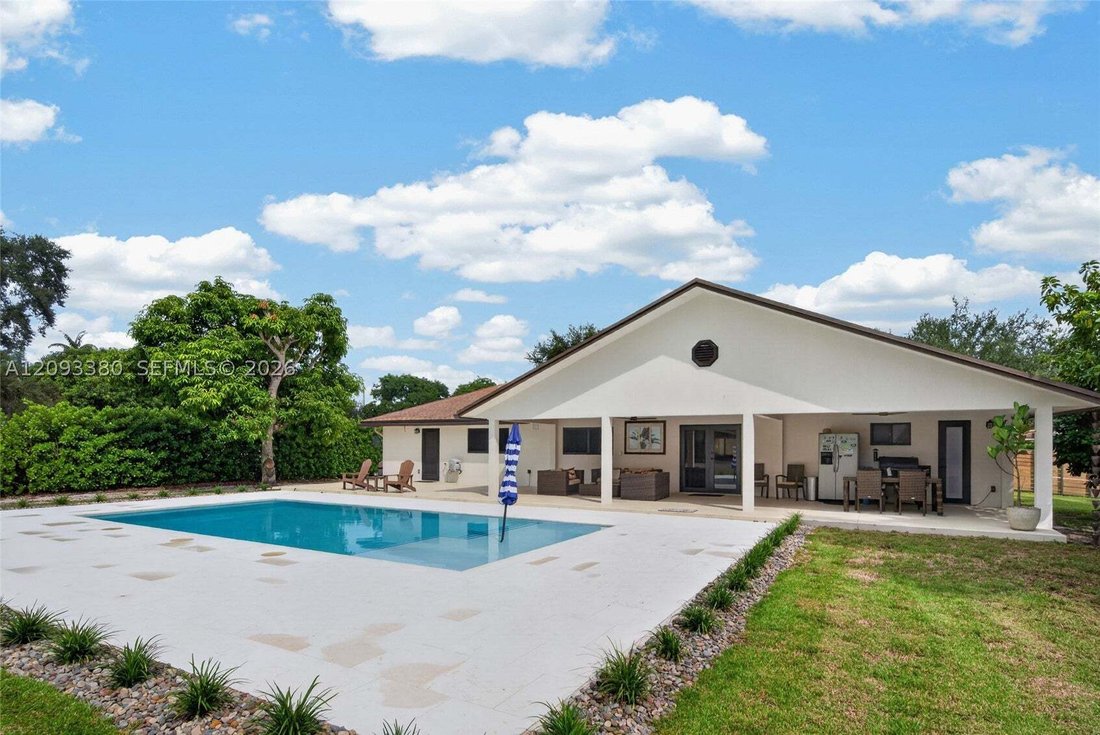House in Davie, Florida, United States 5 - 18939800