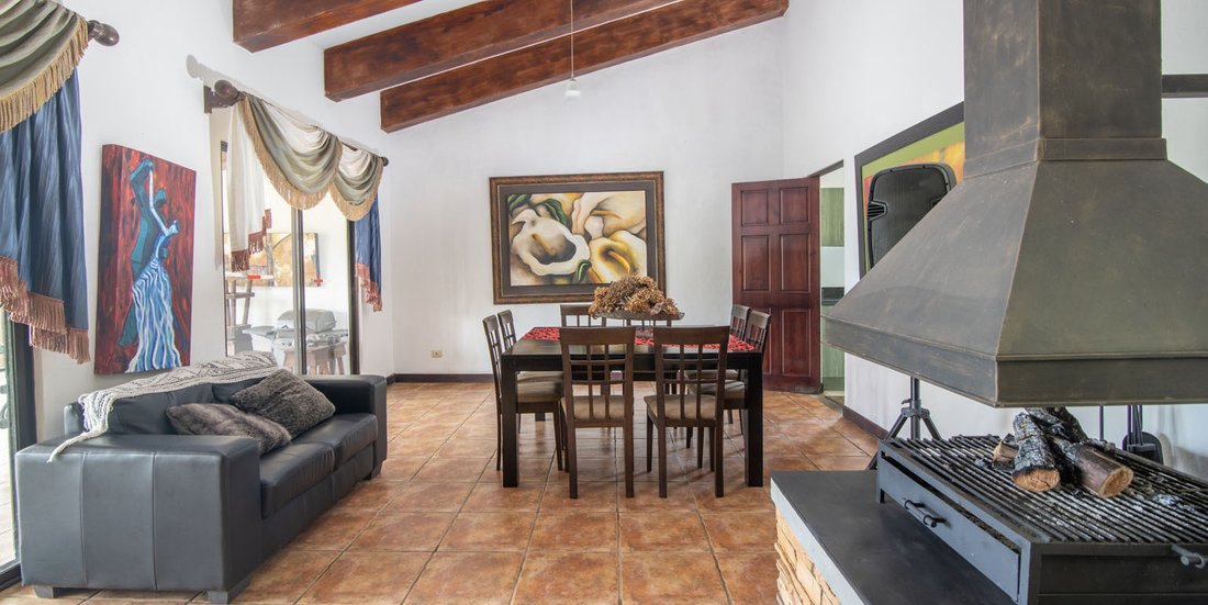 House in San Rafael District, Oreamuno, Cartago Province, Costa Rica 2 - 18941793