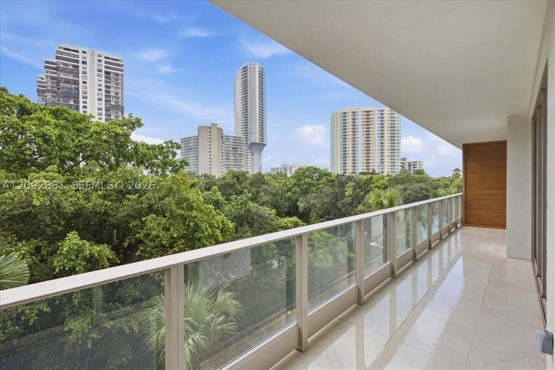 Condo in Miami, Florida, United States 3 - 18939792