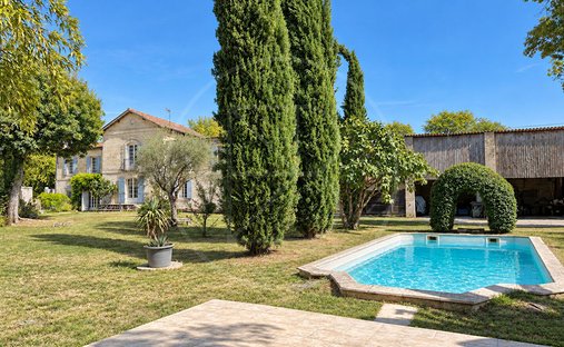 Villa in Moulon, Nouvelle-Aquitaine, France 1