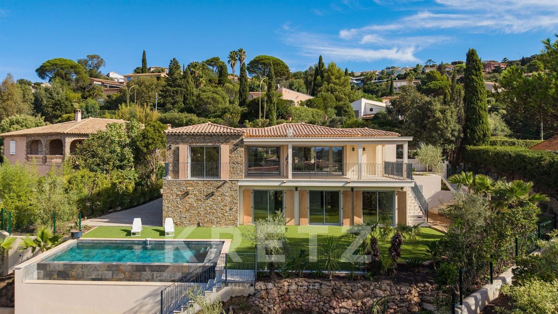 House in Les Issambres, Roquebrune-sur-Argens, France 1 - 18944217