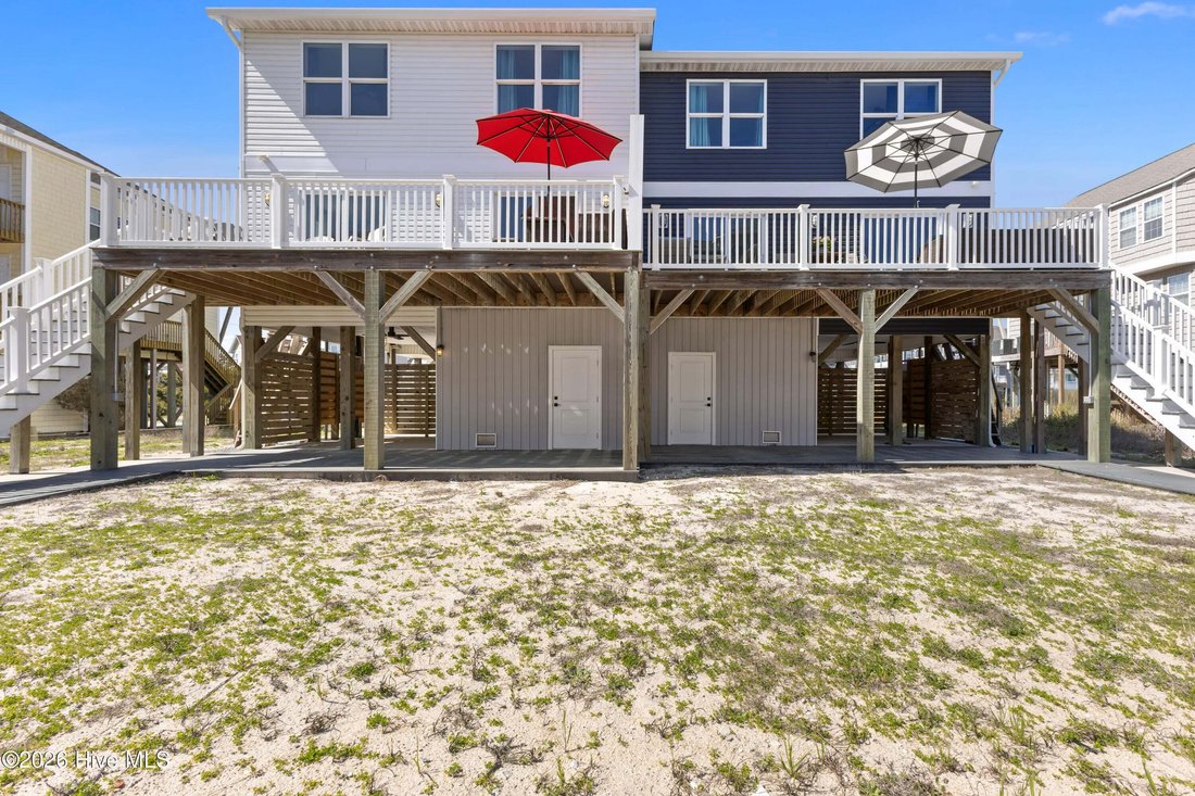 Townhouse in North Topsail Beach, North Carolina, United States 4 - 18942893