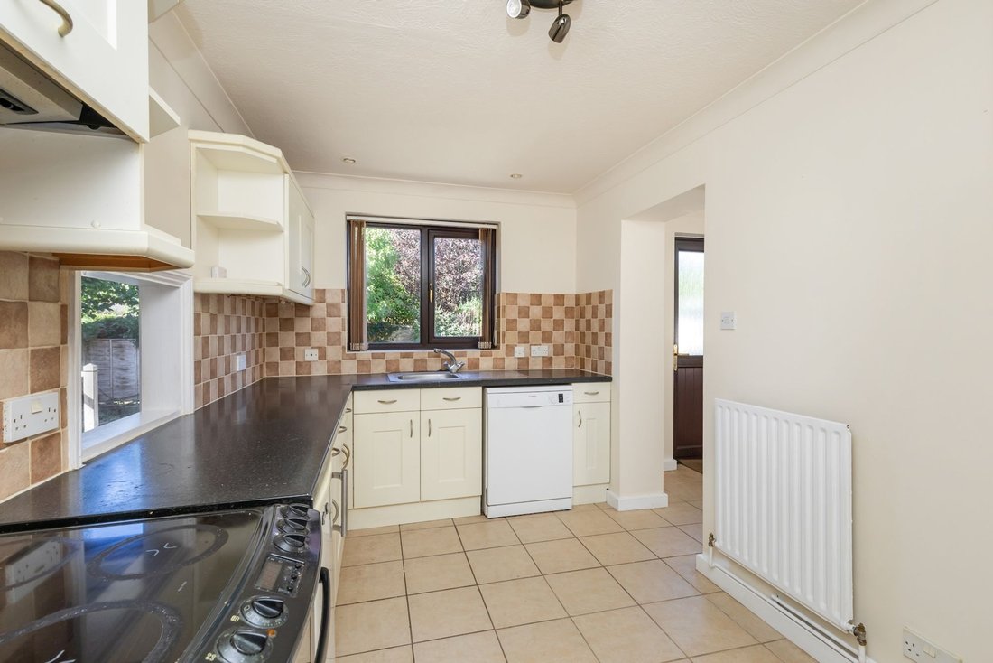 House in Fivensgreen, Horsham, England 5 - 18940586