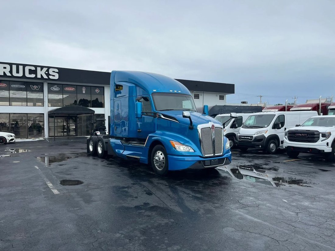 2023 Kenworth T600 T680 Aerodynamic in Miami, FL, United States 3 - 18944658