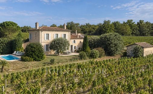 House in Sauternes, Nouvelle-Aquitaine, France 1