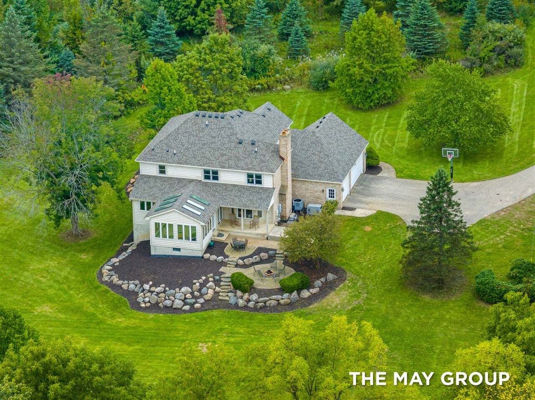 House in Forest Hills, Michigan, United States 5 - 18943406