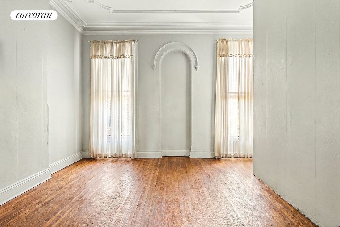 House in New York, New York, United States 3 - 18939216