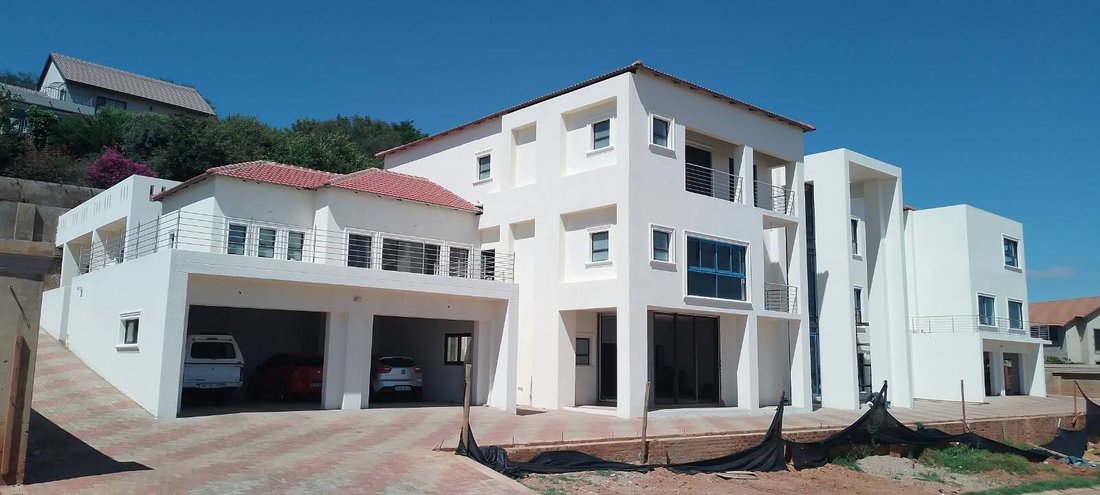 Estate in Waterval 174 IQ, Gauteng, South Africa 2 - 18941129