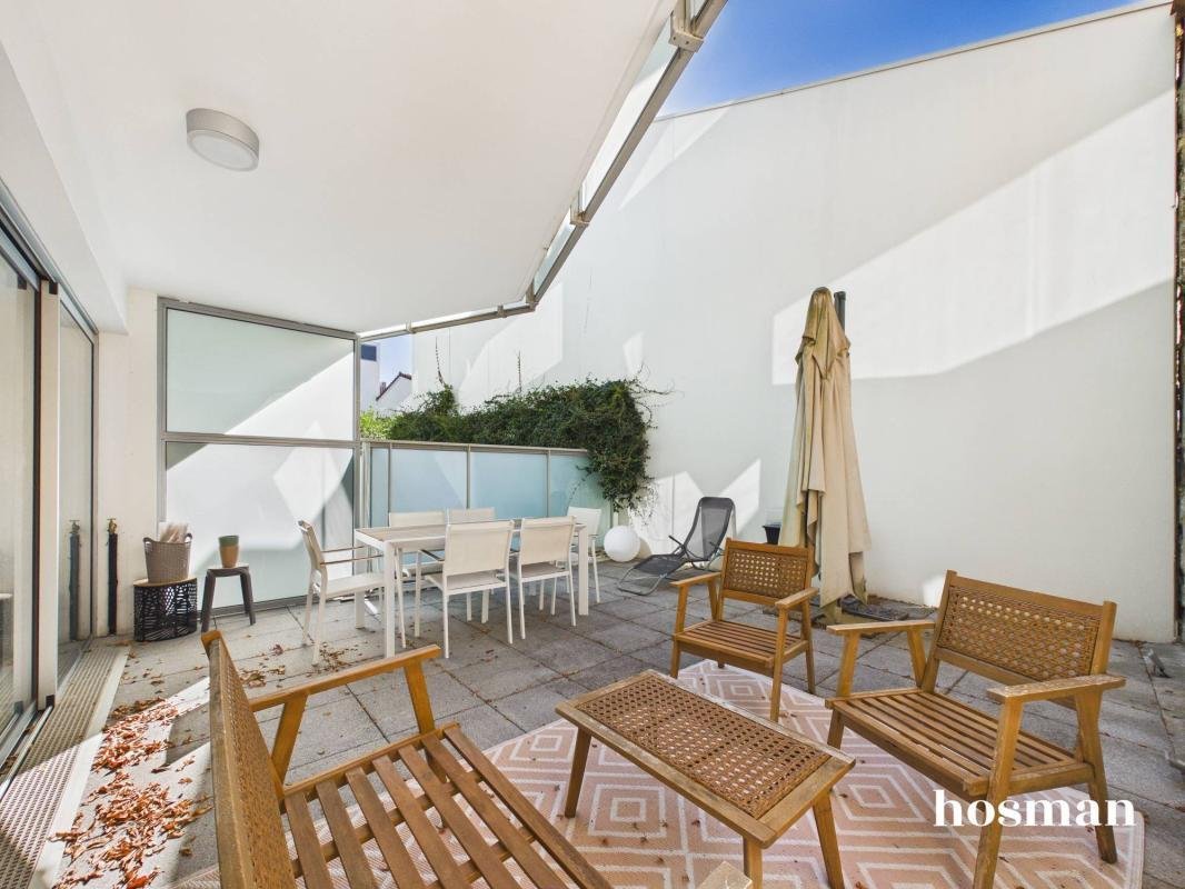Apartment in Grand Parc-Chartrons-Paul Doumer, Bordeaux, France 2 - 18943878