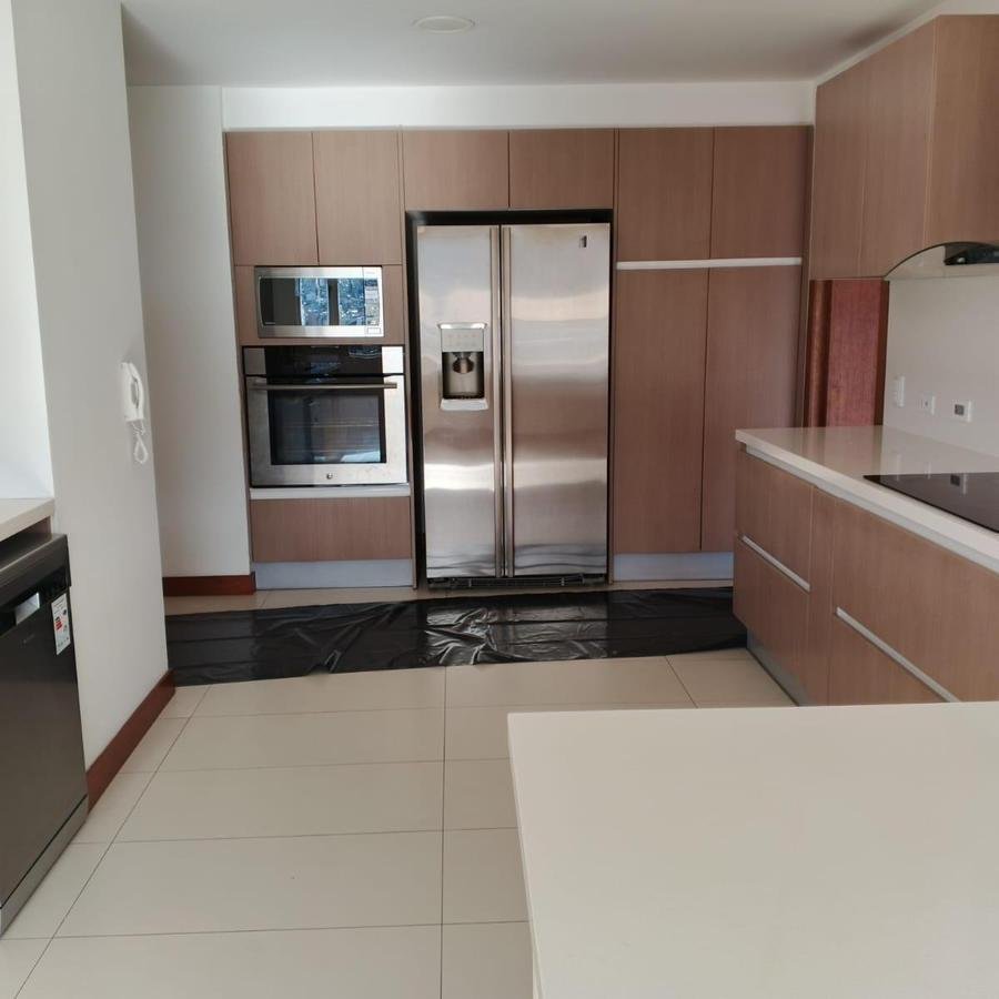 Apartment in Quito, Pichincha, Ecuador 3 - 18941483