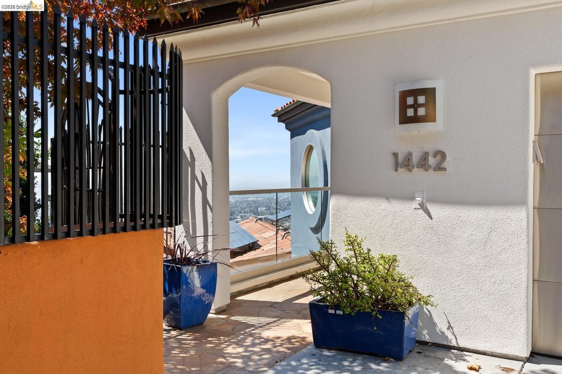 House in Alameda, California, United States 3 - 18942562
