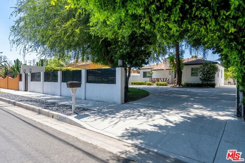 House in Los Angeles, California, United States 1 - 18942205